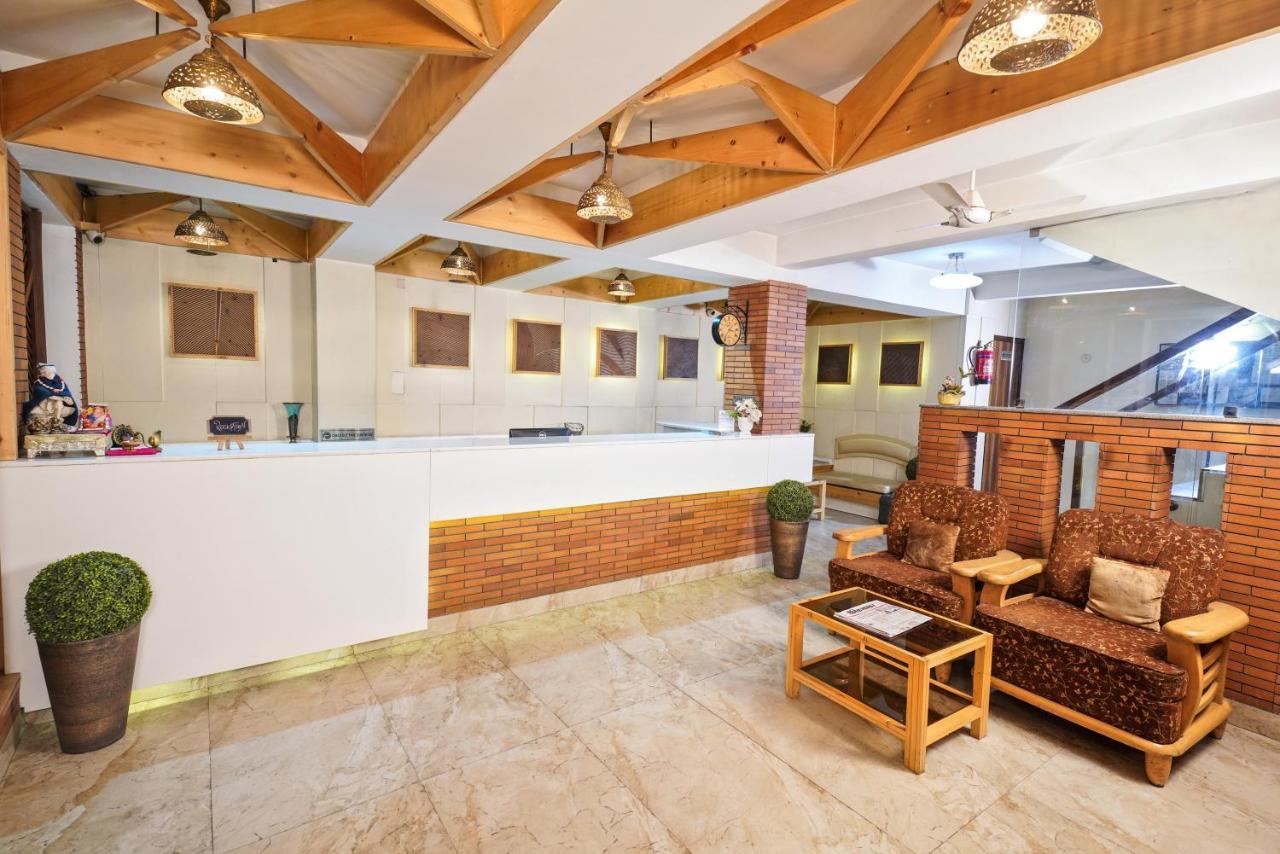 Mayur Hotel Bar And Restaurant Шимла Экстерьер фото